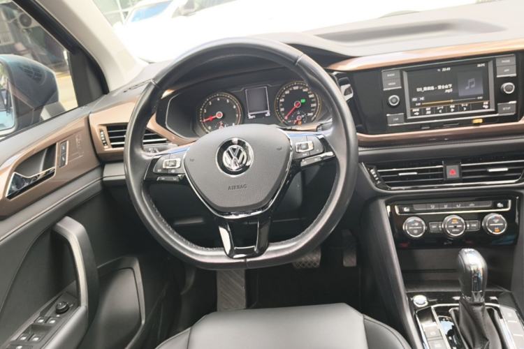 Used Volkswagen Tharu 2019 280TSI Two-Wheel Drive Comfort Edition China VI Standard Steering Wheel