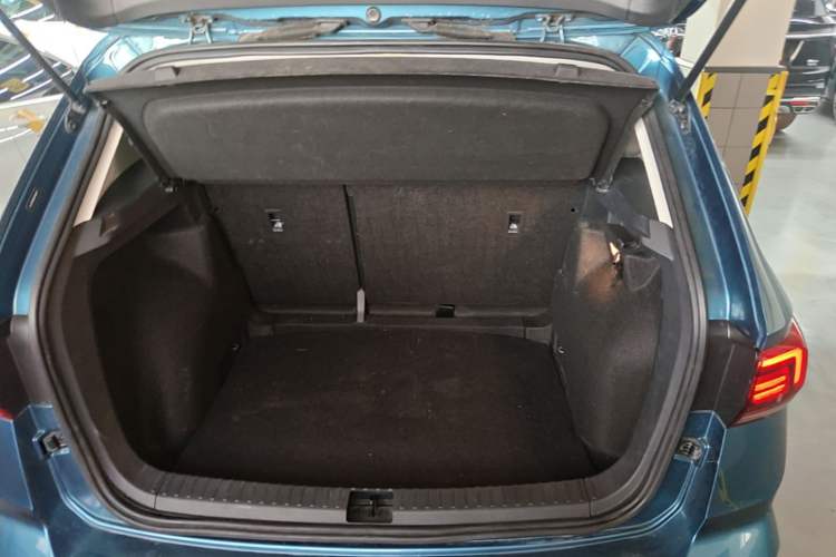 Used Volkswagen Tharu 2019 280TSI Two-Wheel Drive Comfort Edition China VI Standard Trunk