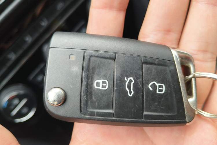Used Volkswagen Tharu 2019 280TSI Two-Wheel Drive Comfort Edition China VI Standard Vehicle Key
