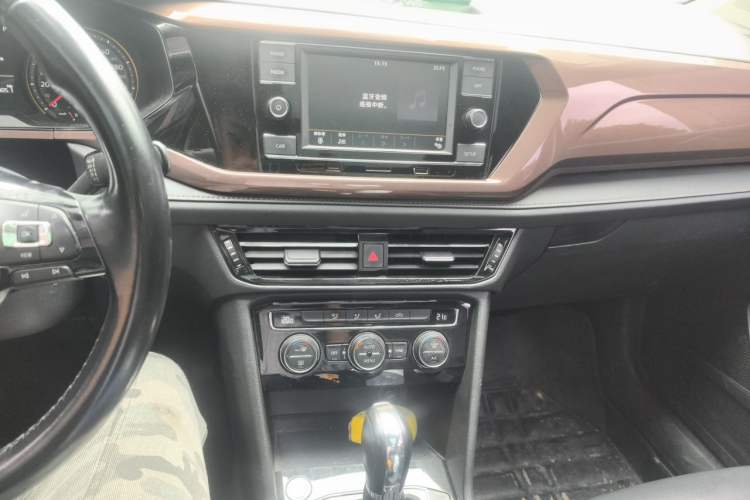 Used Volkswagen Tharu 2019 280TSI Two-Wheel Drive Comfort Edition China V Standard Audio And AC Panel