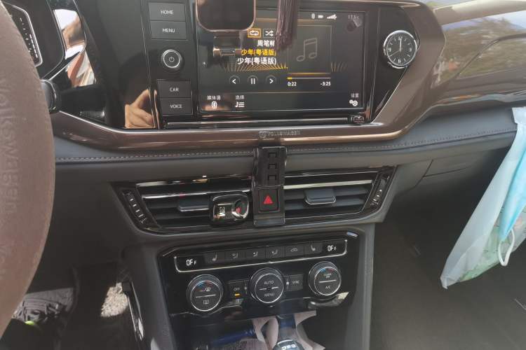 Used Volkswagen Tharu 2019 280TSI Two-Wheel Drive Flagship Edition China V Standard Audio And AC Panel