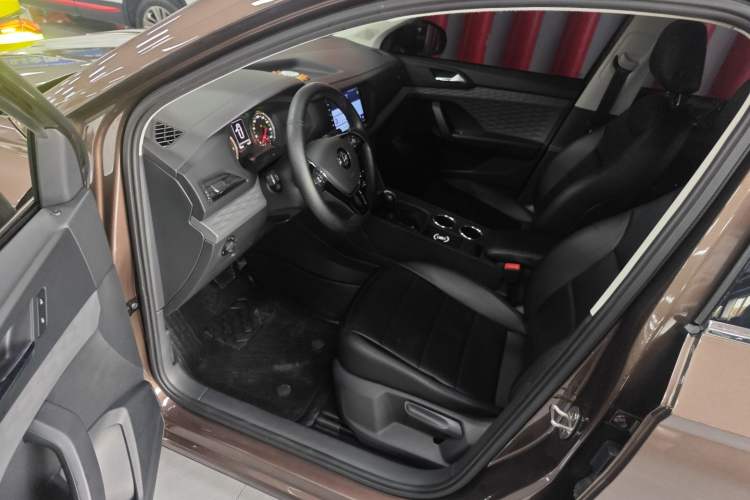 Used Volkswagen Tharu 2019 280TSI Two-Wheel-Drive Trend Edition China V Standard Driver Seat