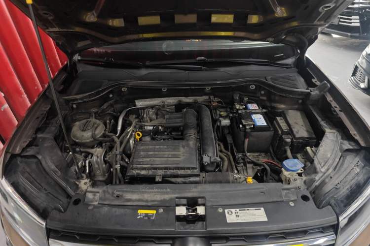 Used Volkswagen Tharu 2019 280TSI Two-Wheel-Drive Trend Edition China V Standard Engine Bay