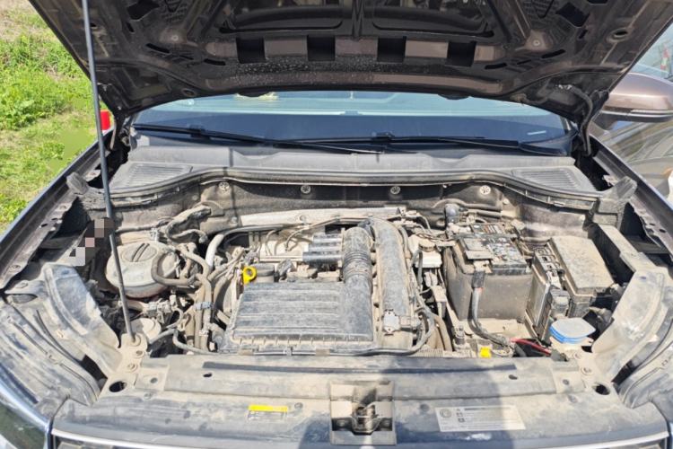 Used Volkswagen Tharu 2019 280TSI Two-Wheel Drive R-Line China VI Standard Engine Bay