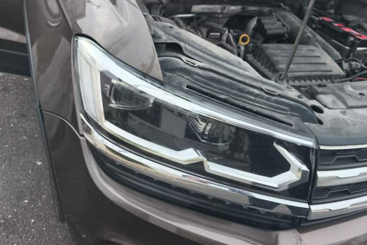 Used Volkswagen Tharu 2019 280TSI Two-Wheel Drive Luxury Version China VI Standard Exterior 6