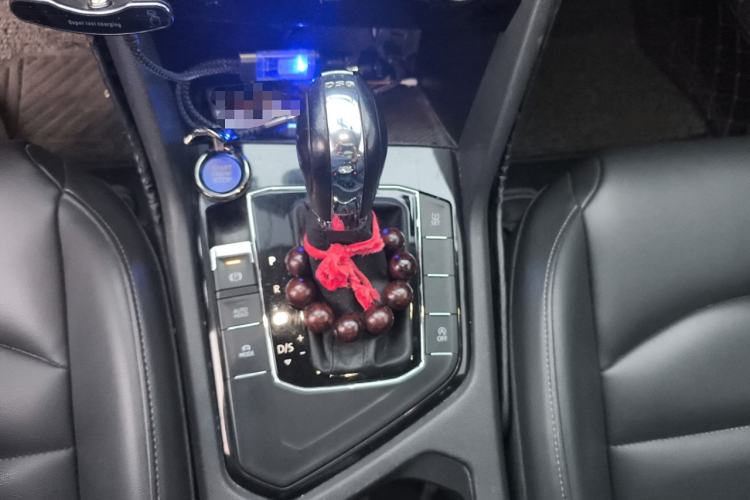 Used Volkswagen Tharu 2019 280TSI Two-Wheel Drive Luxury Version China VI Standard Gear Lever