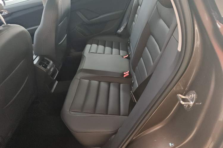 Used Volkswagen Tharu 2019 280TSI Two-Wheel Drive Comfort Edition China V Standard Interior 1