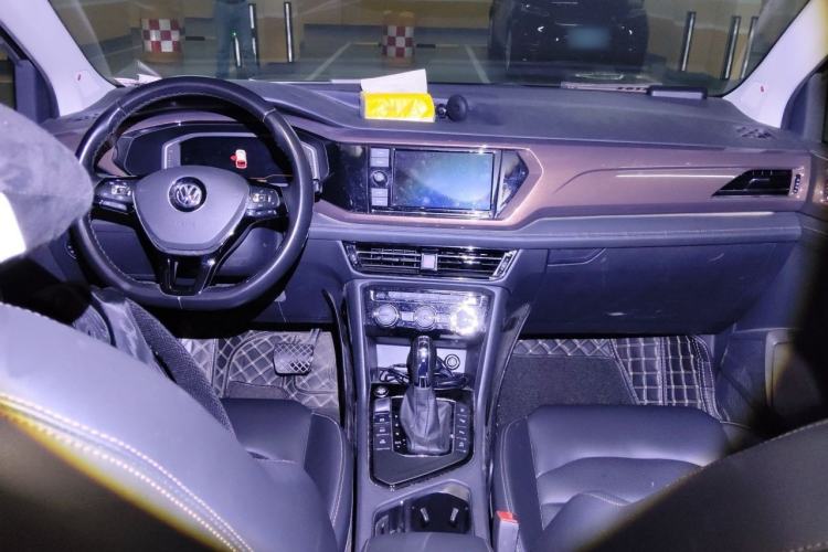 Used Volkswagen Tharu 2019 280TSI Two-Wheel Drive Flagship Edition China V Standard Interior 2