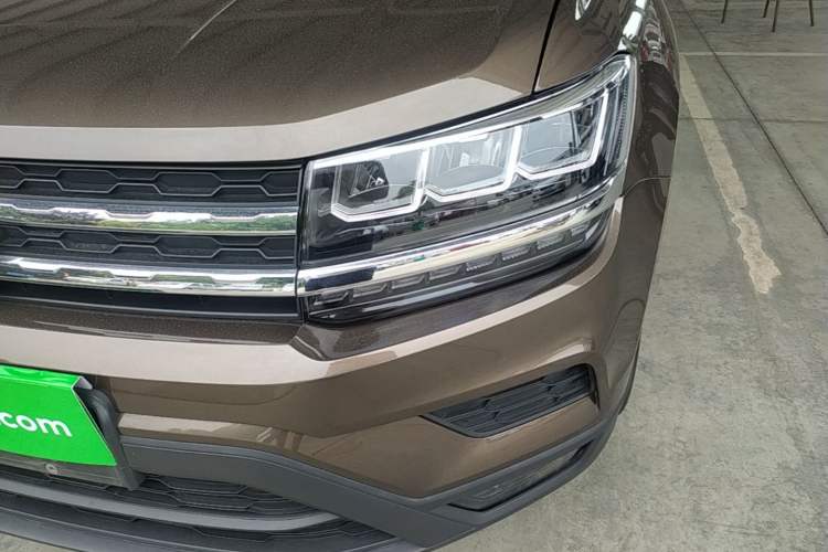 Used Volkswagen Tharu 2019 280TSI Two-Wheel Drive Comfort Edition China VI Standard Left Front Headlight