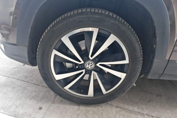 Used Volkswagen Tharu 2019 280TSI Two-Wheel Drive Flagship Edition China V Standard Left Front Wheel Hub
