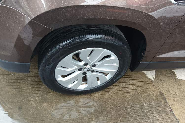 Used Volkswagen Tharu 2019 280TSI Two-Wheel Drive Comfort Edition China V Standard Left Front Wheel Hub