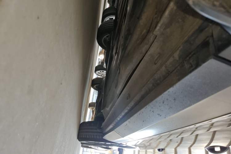 Used Volkswagen Tharu 2019 280TSI Two-Wheel Drive Comfort Edition China VI Standard Left Side Sill
