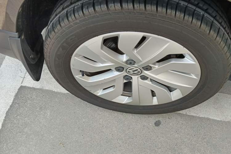 Used Volkswagen Tharu 2019 280TSI Two-Wheel Drive Comfort Edition China V Standard Right Rear Wheel Hub