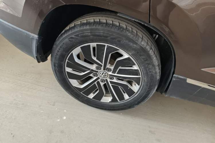 Used Volkswagen Tharu 2019 280TSI Two-Wheel Drive Comfort Edition China VI Standard Right Rear Wheel Hub