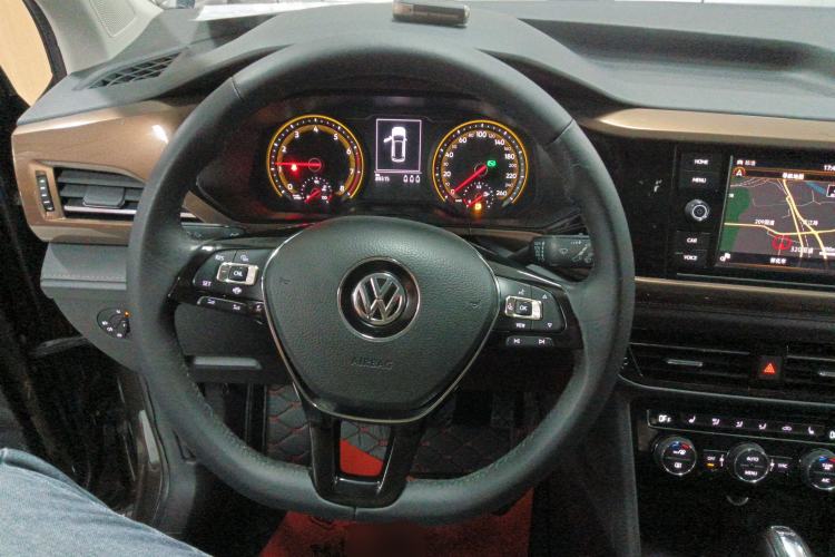 Used Volkswagen Tharu 2019 280TSI Two-Wheel Drive Luxury Version China VI Standard Steering Wheel