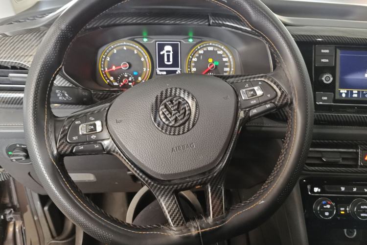 Used Volkswagen Tharu 2019 280TSI Two-Wheel Drive Comfort Edition China VI Standard Steering Wheel