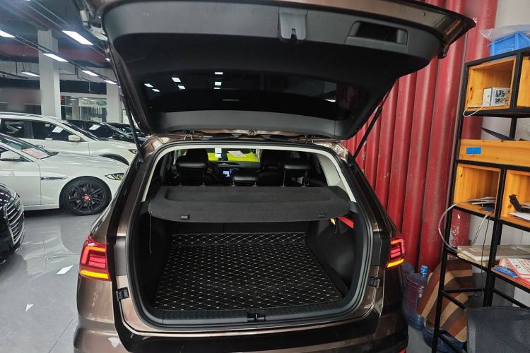 Used Volkswagen Tharu 2019 280TSI Two-Wheel-Drive Trend Edition China V Standard Trunk
