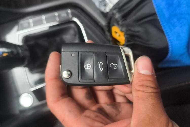Used Volkswagen Tharu 2019 280TSI Two-Wheel Drive Comfort Edition China V Standard Vehicle Key