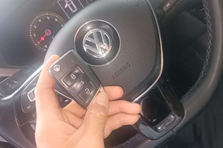 Used Volkswagen Tharu 2019 280TSI Two-Wheel Drive Comfort Edition China VI Standard Vehicle Key