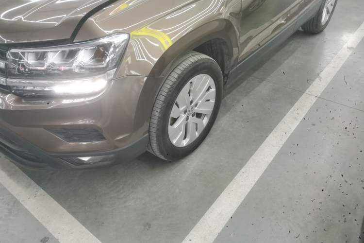 Used Volkswagen Tharu 2019 280TSI Two-Wheel Drive Comfort Edition China VI Standard Left Front Wheel Hub