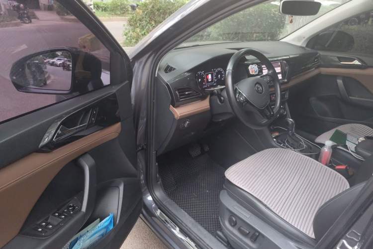 Used Volkswagen Tharu 2019 280TSI Two-Wheel Drive Flagship Version China VI Standard Driver Seat