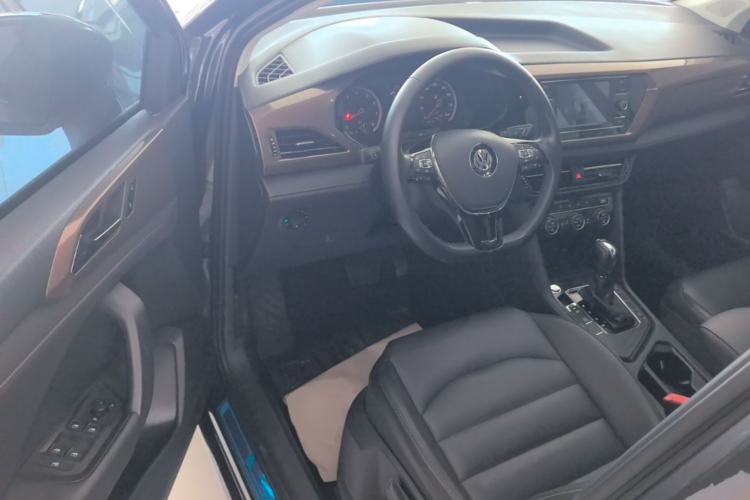 Used Volkswagen Tharu 2019 280TSI Two-Wheel Drive Comfort Edition China V Standard Driver Seat