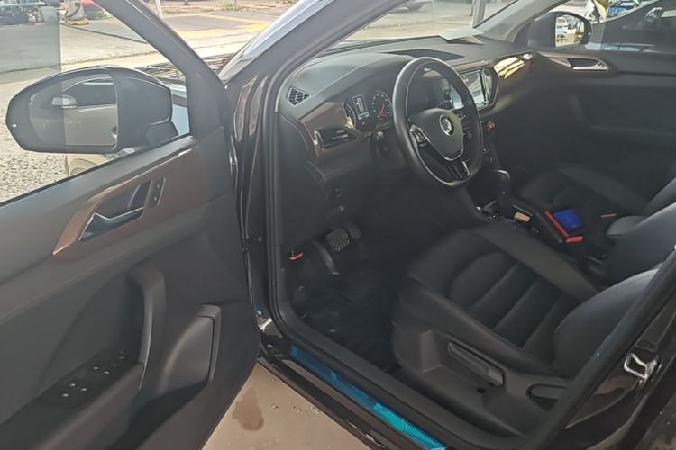 Used Volkswagen Tharu 2019 280TSI Two-Wheel Drive Luxury Edition China V Standard Driver Seat