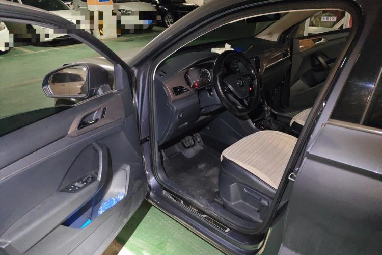 Used Volkswagen Tharu 2019 280TSI Two-Wheel Drive Luxury Version China VI Standard Driver Seat