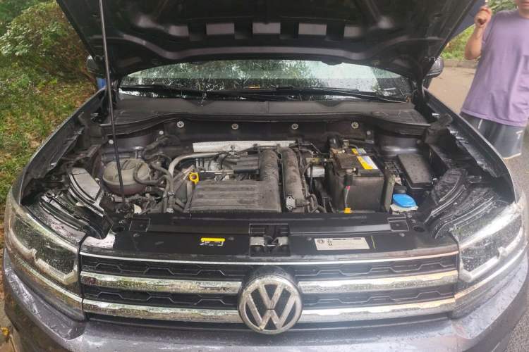 Used Volkswagen Tharu 2019 280TSI Two-Wheel Drive Flagship Version China VI Standard Engine Bay
