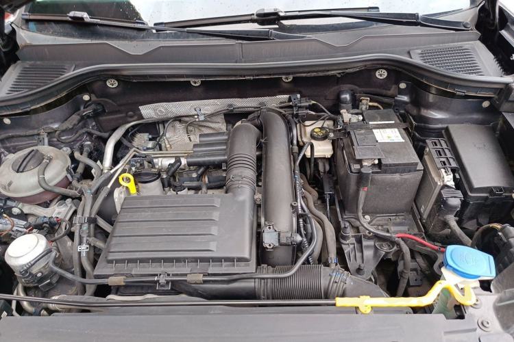 Used Volkswagen Tharu 2019 280TSI Two-Wheel Drive Luxury Version China VI Standard Engine Bay