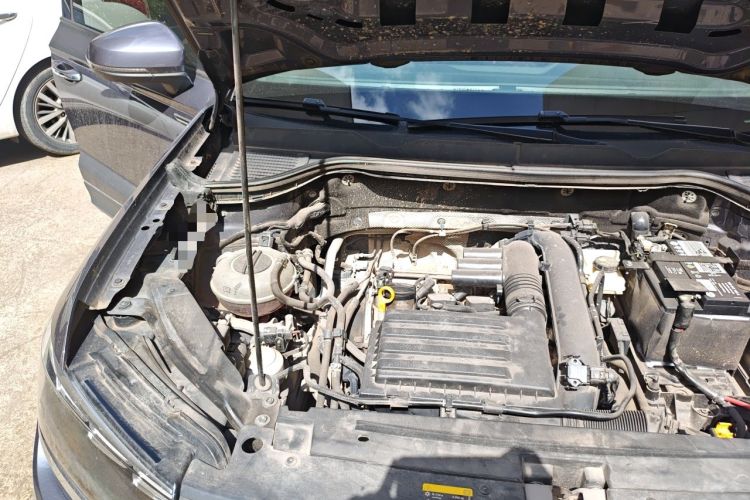 Used Volkswagen Tharu 2019 280TSI Two-Wheel Drive Comfort Edition China V Standard Engine Bay Right