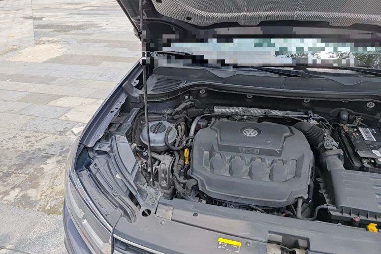 Used Volkswagen Tharu 2019 330TSI Four-Wheel Drive Luxury Edition China VI Standard Engine Bay Right