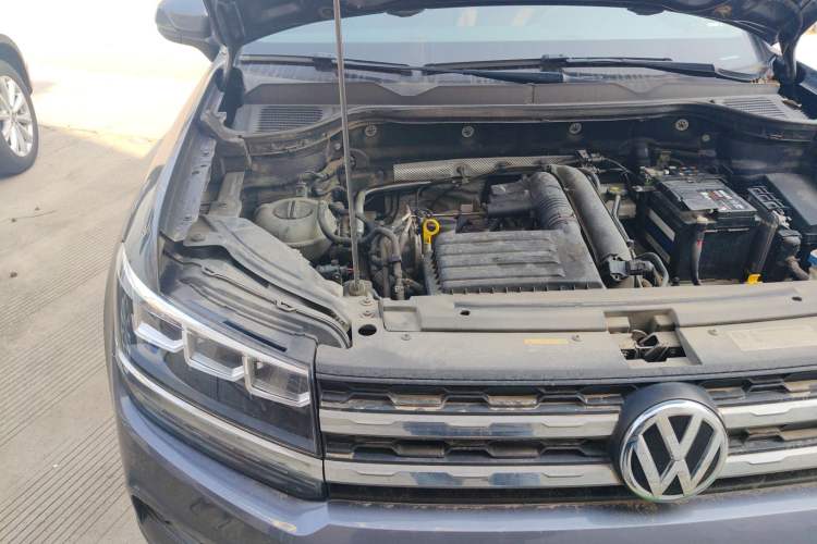 Used Volkswagen Tharu 2019 280TSI Two-Wheel-Drive Trend Edition China V Standard Engine Bay Right