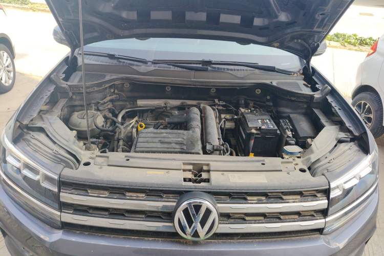 Used Volkswagen Tharu 2019 280TSI Two-Wheel-Drive Trend Edition China V Standard Engine Bay