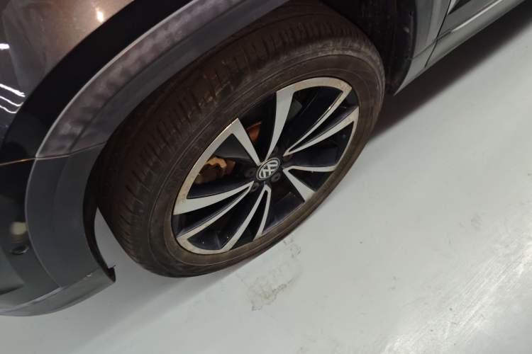 Used Volkswagen Tharu 2019 280TSI Two-Wheel Drive Flagship Version China VI Standard Exterior 4