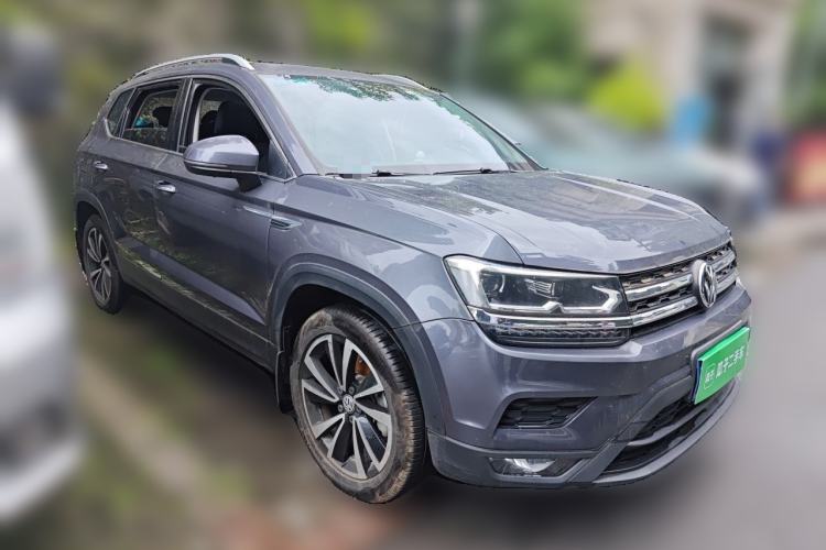 Used Volkswagen Tharu 2019 280TSI Two-Wheel Drive Luxury Edition China V Standard Front Right 45 Deg