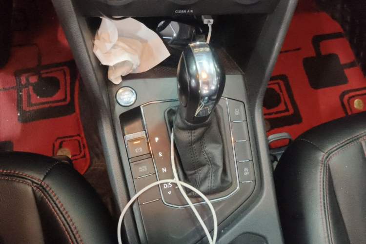 Used Volkswagen Tharu 2019 280TSI Two-Wheel Drive Trend Edition China VI Standard Gear Lever