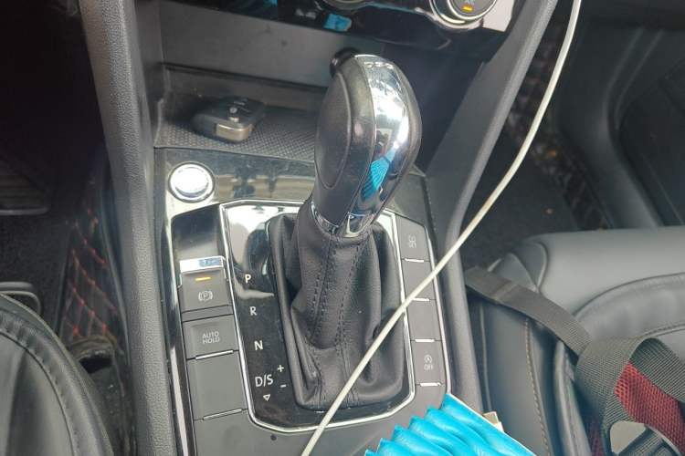 Used Volkswagen Tharu 2019 280TSI Two-Wheel Drive Comfort Edition China VI Standard Gear Lever