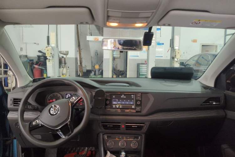 Used Volkswagen Tharu 2019 280TSI Two-Wheel Drive Trend Edition China VI Standard Headliner