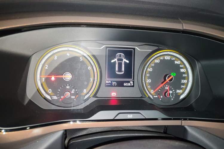 Used Volkswagen Tharu 2019 280TSI Two-Wheel Drive Comfort Edition China VI Standard Instrument Cluster