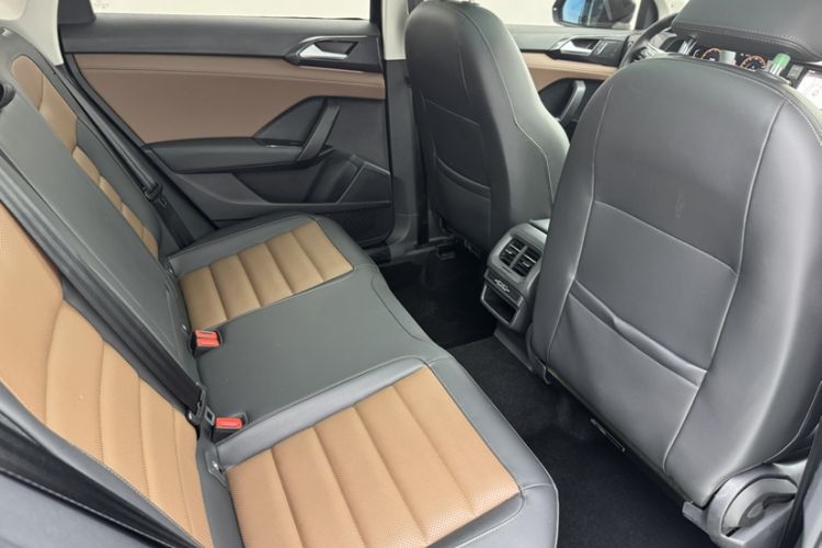 Used Volkswagen Tharu 2019 280TSI Two-Wheel Drive Flagship Edition China V Standard Interior 2
