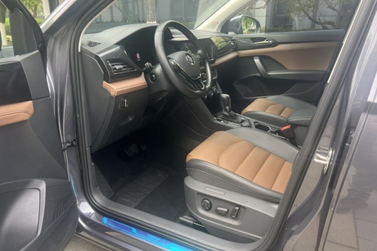 Used Volkswagen Tharu 2019 330TSI Four-Wheel Drive Flagship Model China VI Standard Interior 2