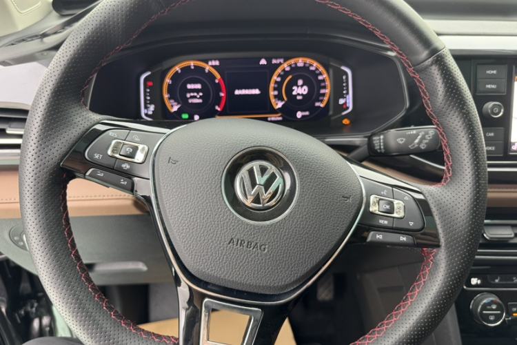 Used Volkswagen Tharu 2019 280TSI Two-Wheel Drive Flagship Edition China V Standard Interior 7