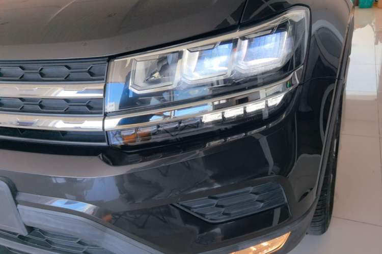Used Volkswagen Tharu 2019 280TSI Two-Wheel Drive Comfort Edition China V Standard Left Front Headlight