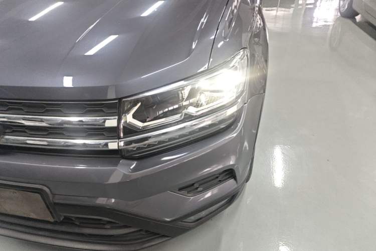 Used Volkswagen Tharu 2019 280TSI Two-Wheel Drive Luxury Version China VI Standard Left Front Headlight