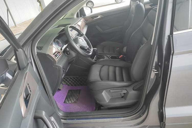 Used Volkswagen Tharu 2019 280TSI Two-Wheel Drive Luxury Version China VI Standard Left Front Seat