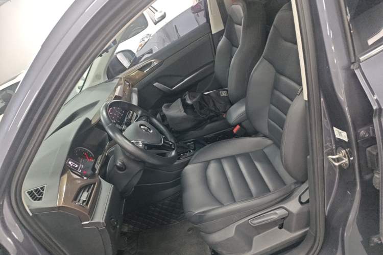 Used Volkswagen Tharu 2019 280TSI Two-Wheel Drive Luxury Version China VI Standard Left Front Seat