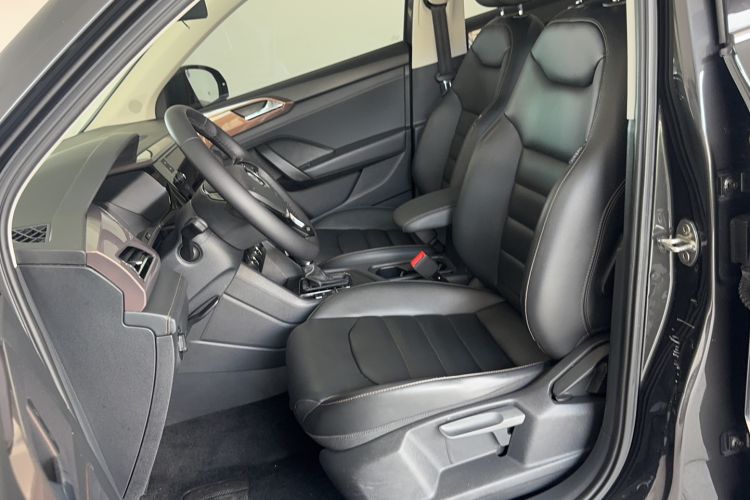 Used Volkswagen Tharu 2019 280TSI Two-Wheel Drive Luxury Edition China V Standard Left Front Seat