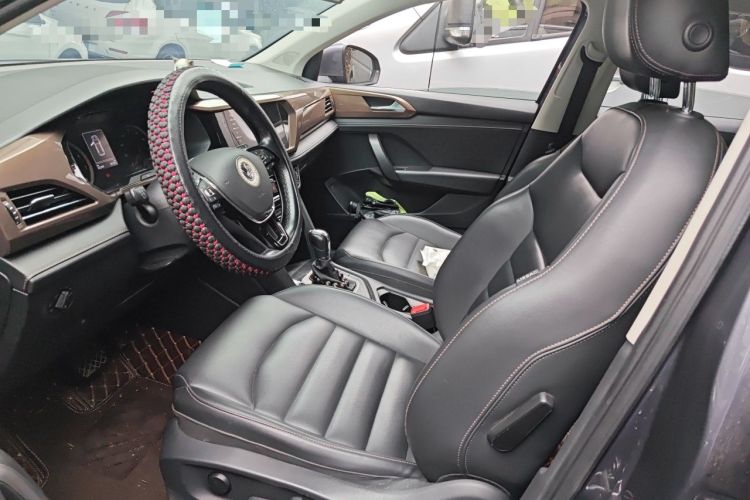 Used Volkswagen Tharu 2019 280TSI Two-Wheel Drive Luxury Edition China V Standard Left Front Seat