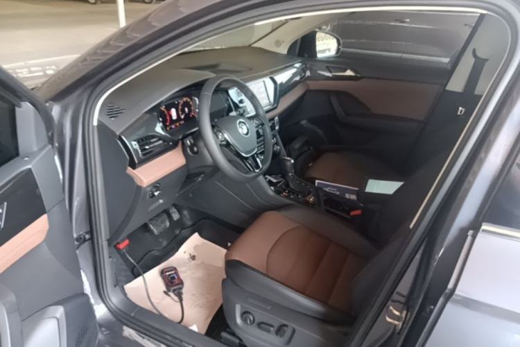 Used Volkswagen Tharu 2019 330TSI Four-Wheel Drive Flagship Model China VI Standard Left Front Seat